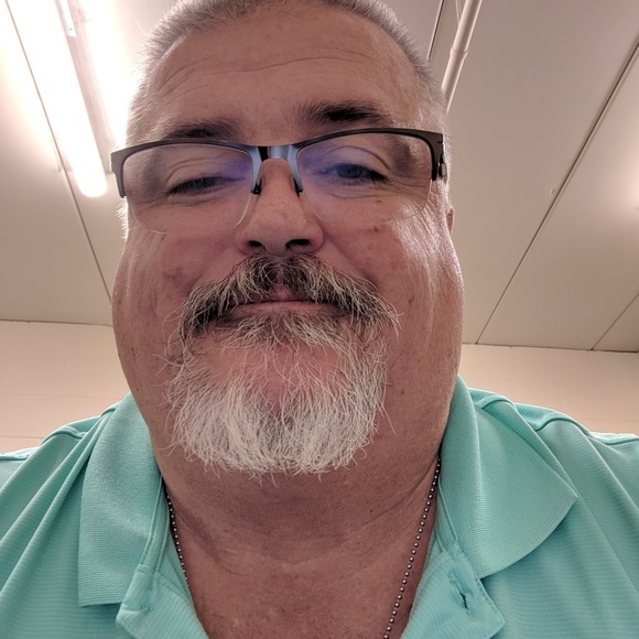 Meet your Posher, Lonnie - Picture 1 of 1